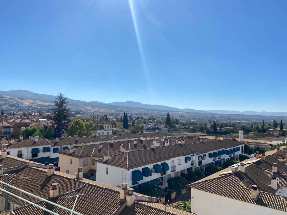 Piso Turistico Huetor Vega Apartment Luaran gambar